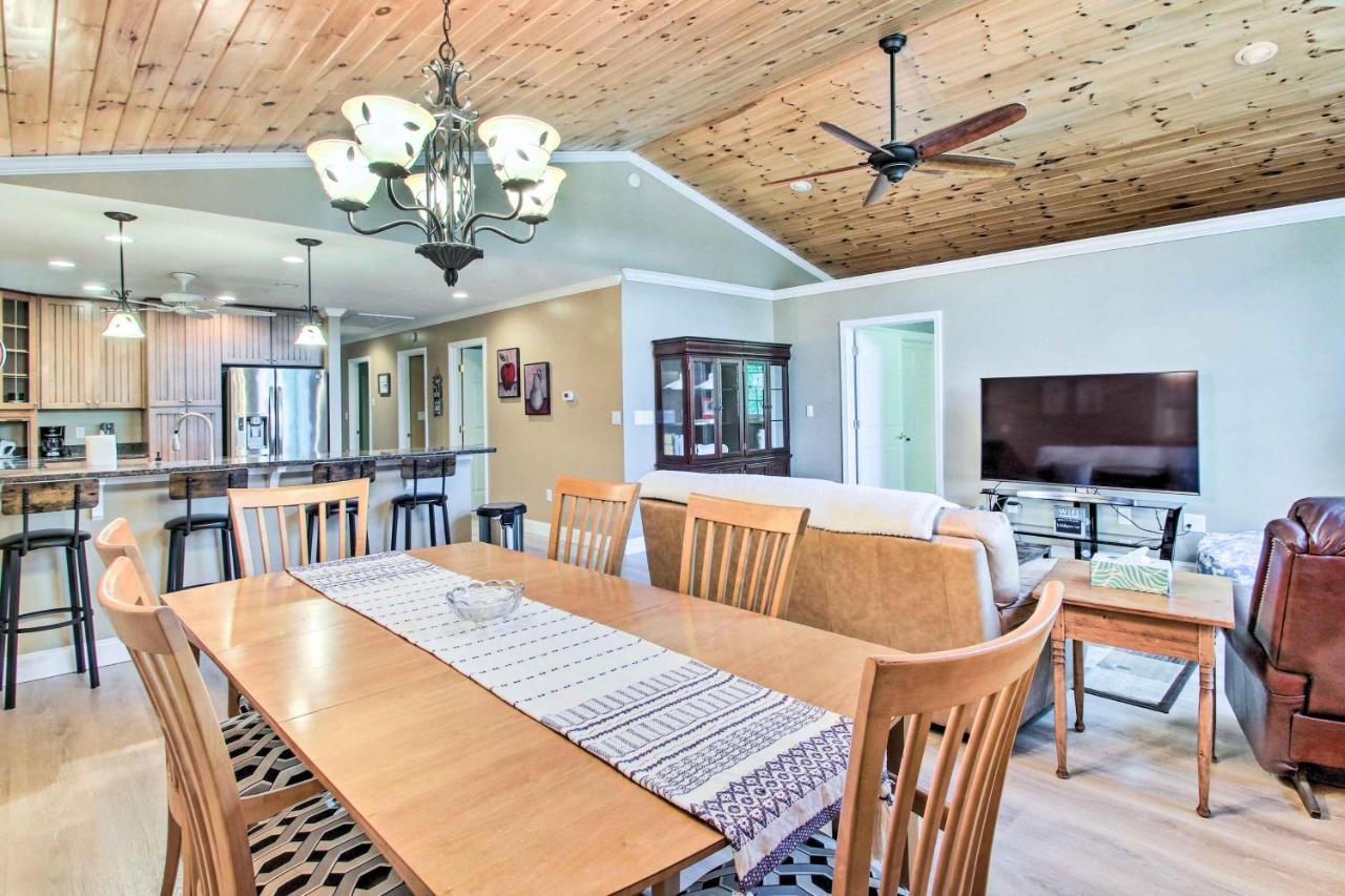 Readfield Retreat With Lake Maranacook Views! Exteriér fotografie
